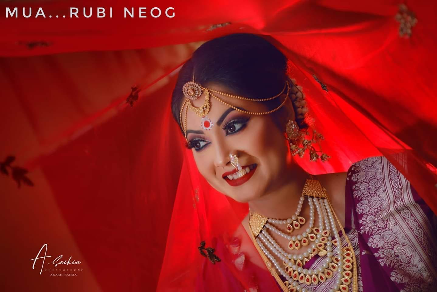 Rubi Neog Makeup artist